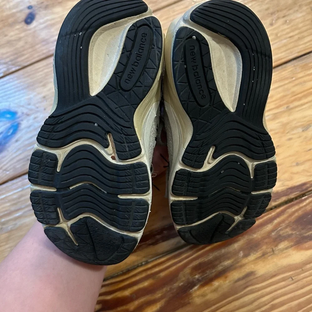 New Balance Kids Sneakers in Gray and Black